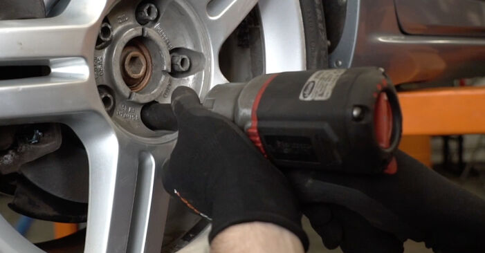 Hvordan man fjerner HONDA CR-V Bremseskiver - nem at følge online instruktioner