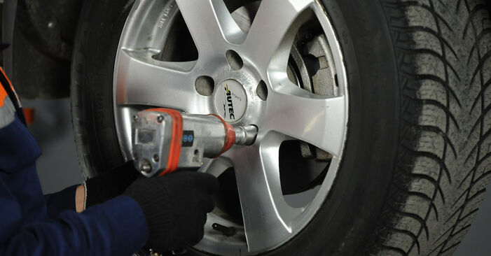 Nissan X Trail t30 2.2 Di 4x4 2003 Spurstangenkopf wechseln: Gratis Reparaturanleitungen