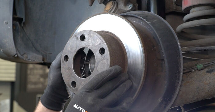 A6 Avant (4B5, C5) 1.8 T 1999 Wheel Bearing DIY replacement workshop manual
