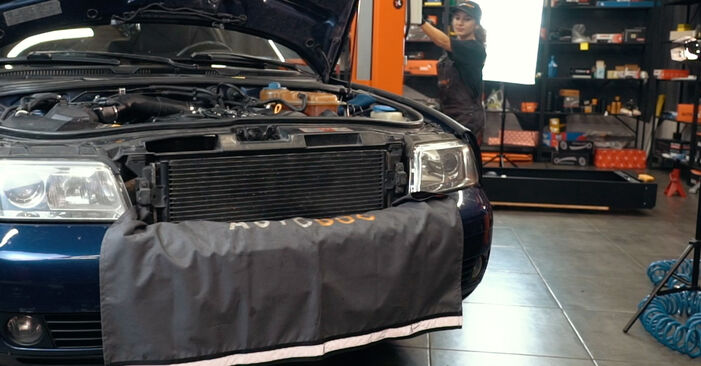 Audi A4 B5 1.9 TDI 1996 Bremsscheiben wechseln: Gratis Reparaturanleitungen