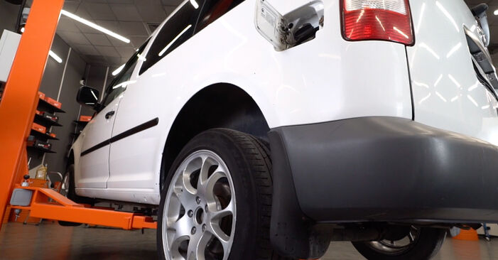 Kuidas asendada VW CADDY Kütusefilter - üksikasjalikud juhendid ja videojuhendid