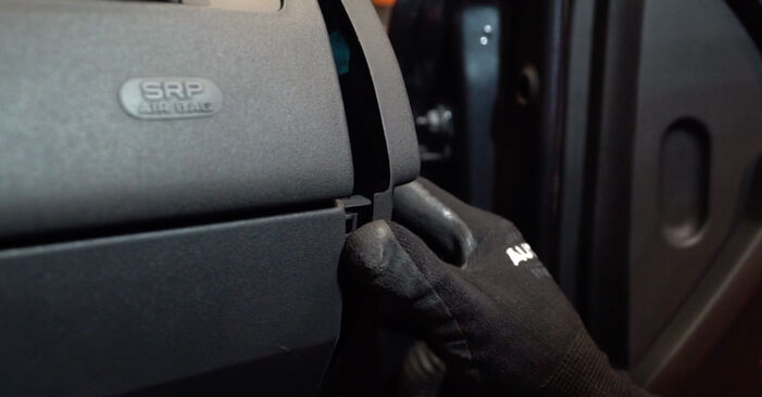MEGANE II sedan (LM0/1_) 1.4 2014 Filtr powietrza kabinowy instrukcje warsztatowe samodzielnej wymiany