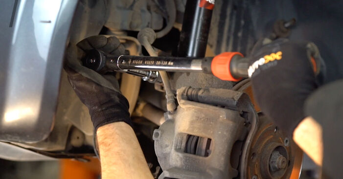 Replacing Shock Absorber on RENAULT MEGANE II Saloon (LM0/1_) 2013 1.6 by yourself
