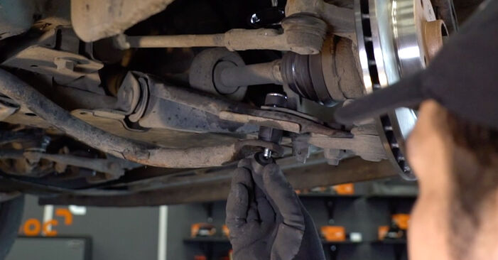 RENAULT KANGOO D 65 1.9 Anti Roll Bar Links replacement: online guides and video tutorials