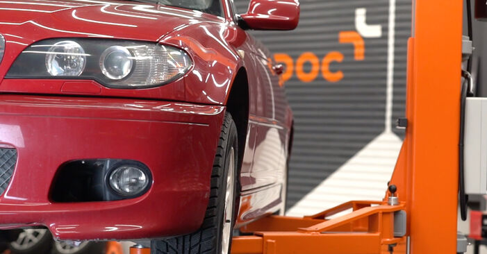 Hvordan skifte BMW 3 SERIES 2007 Oljefilter trinn–for–trinn veiledning