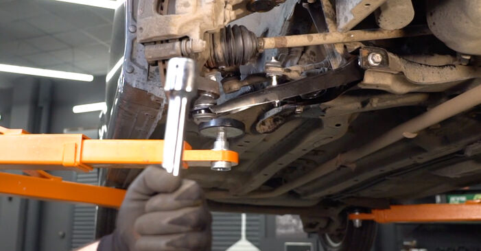 How to change Anti Roll Bar Links on TOYOTA AYGO (WNB1_, KGB1_) 2007 - tips and tricks