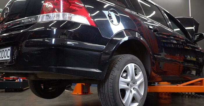 Opel Astra H Limousine 1.7 CDTi (L69) 2009 Bremsscheiben wechseln: Kostenfreie Reparaturwegleitungen
