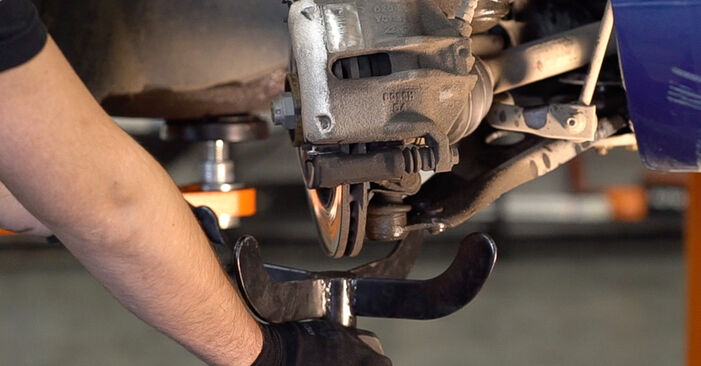 Federn Peugeot 208 1 1.6 HDi 2014 wechseln: Kostenlose Reparaturhandbücher
