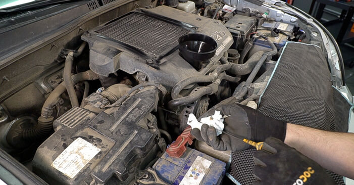 Changing Oil Filter on TOYOTA LAND CRUISER (KDJ12_, GRJ12_) 4.0 (GRJ120, GRJ125, GRJ121) 2005 by yourself