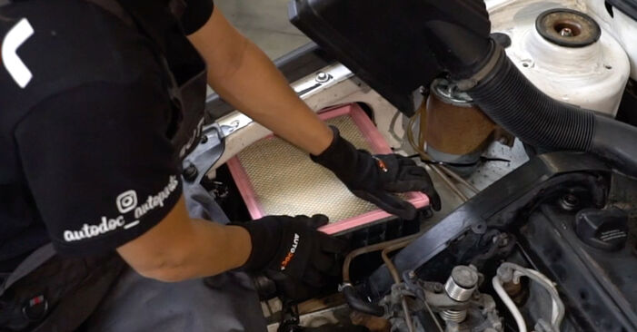 Changing of Air Filter on Golf 3 1991 won't be an issue if you follow this illustrated step-by-step guide