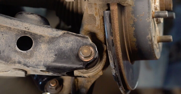 Wie kompliziert ist es, selbst zu reparieren: Stoßdämpfer am Toyota RAV4 III 2.0 4WD (ZSA30) 2011 ersetzen – Laden Sie sich illustrierte Wegleitungen herunter
