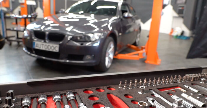 How to replace Spark Plug on BMW 3 Coupe (E92) 2010: download PDF manuals and video instructions