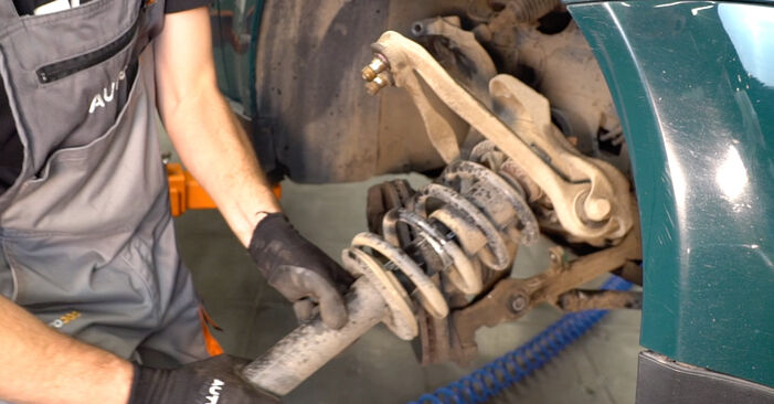 VW PASSAT 1.9 TDI Shock Absorber replacement: online guides and video tutorials