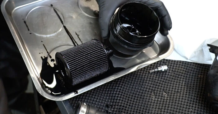 Svojpomocná výmena Olejový filter na OPEL Corsa D Hatchback (S07) 1.0 (L08, L68) 2009