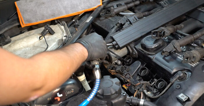 DIY replacement of Spark Plug on BMW 1 Coupe (E82) 135i 3.0 2010 is not an issue anymore with our step-by-step tutorial