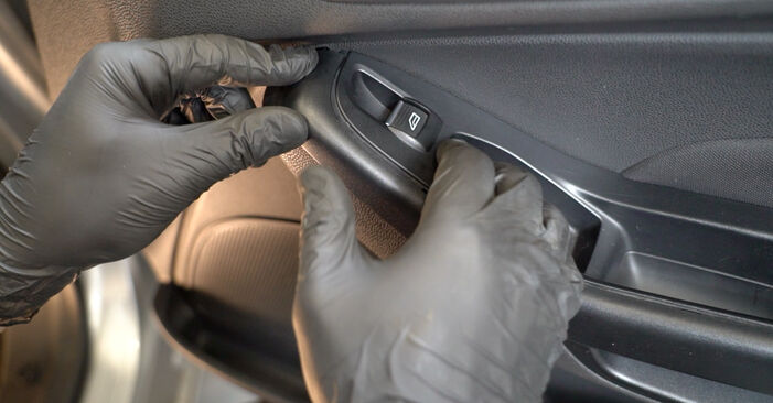 Ako vymeniť Vonkajżie spätné zrkadlo na FORD Fiesta Mk6 Hatchback (JA8, JR8) 2020 – tipy a triky