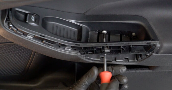 Samodzielna wymiana Lusterko zewnętrzne w FORD Fiesta Mk6 Hatchback (JA8, JR8) 1.6 TDCi 2011