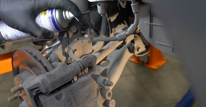 Stufenweiser Leitfaden zum Teilewechsel in Eigenregie von Ford Fiesta Mk6 2021 1.4 LPG Stoßdämpfer