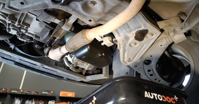 Kuinka poistaa SEAT IBIZA -auton Öljynsuodatin - helposti seurattavat online-ohjeet