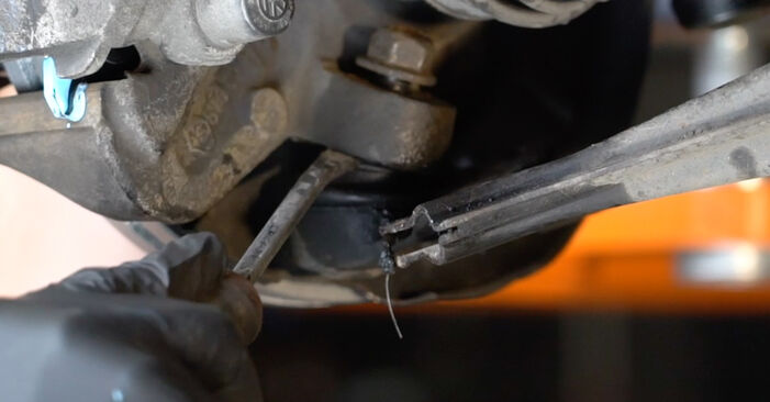 SEAT IBIZA 1.2 Suspension Ball Joint replacement: online guides and video tutorials