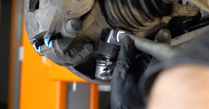 Changing Suspension Ball Joint on SEAT Ibiza III Hatchback (6L) 1.9 SDI 2005 by yourself