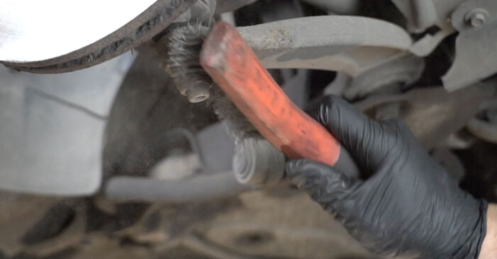 PEUGEOT 307 1.4 16V Control Arm replacement: online guides and video tutorials