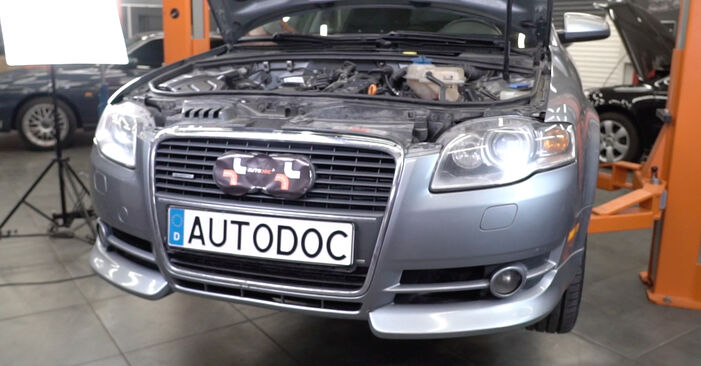How to remove AUDI A4 2.0 2008 Water Pump + Timing Belt Kit - online easy-to-follow instructions