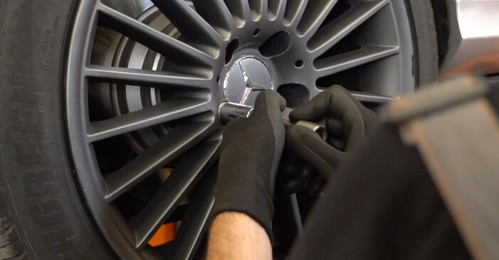 How to replace Brake Discs on MERCEDES-BENZ E-Class Saloon (W211) 2007: download PDF manuals and video instructions