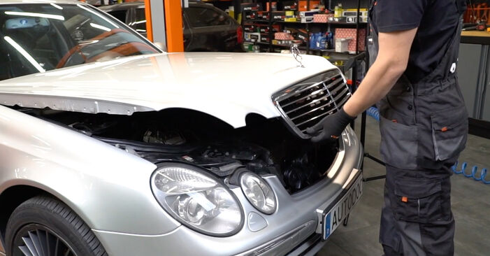 Replacing Pollen Filter on Mercedes W211 2004 E 220 CDI 2.2 (211.006) by yourself