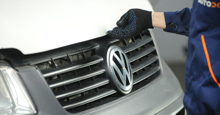 VW MULTIVAN Brzdovy kotouc výměna: online návody a video tutoriály