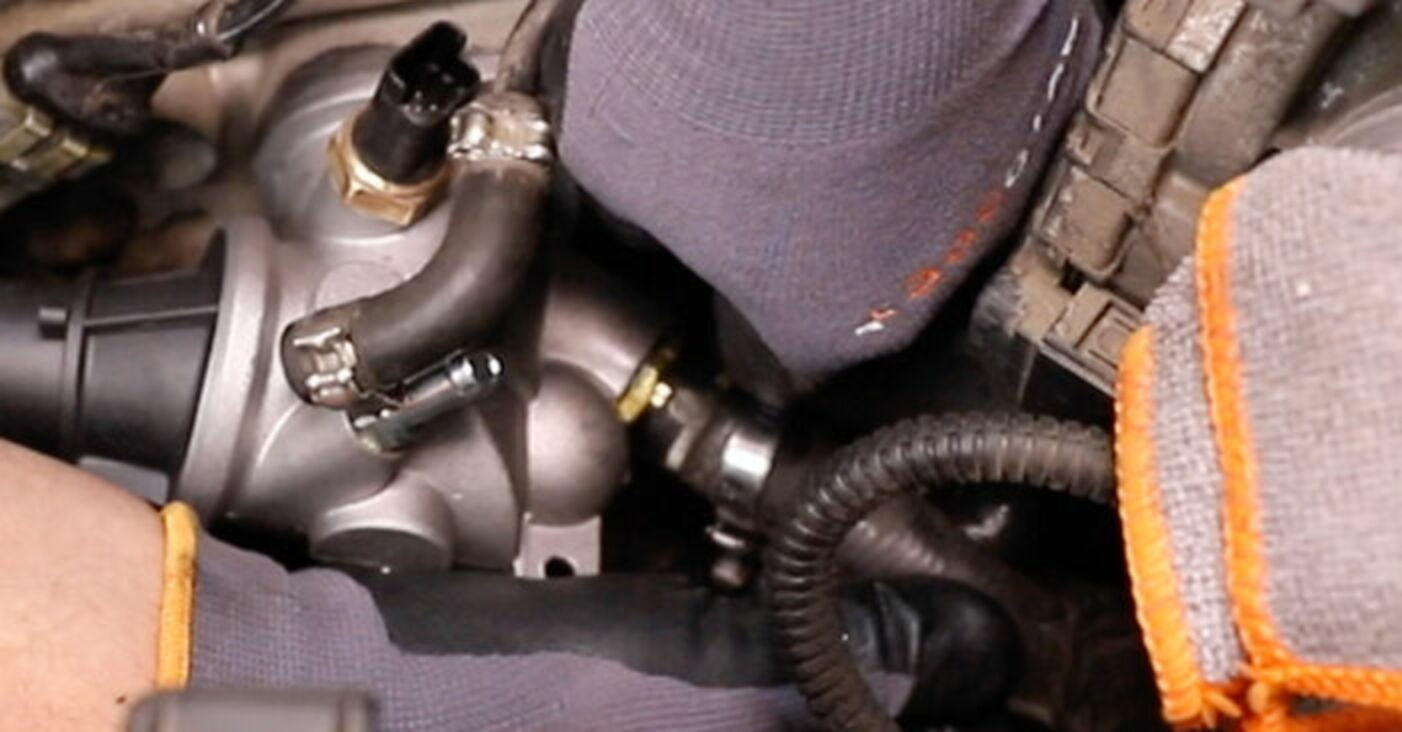 Termostato Liquido Refrigerante Per Alfa Romeo 156/147 E Fiat Marea/Stilo/Multipla 1.9 JTD