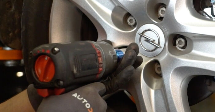 Vanskelighetsgrad: Bytte av Bremsecaliper på Opel Astra H Sedan 1.6 (L69) 2013 – last ned illustrert veiledning