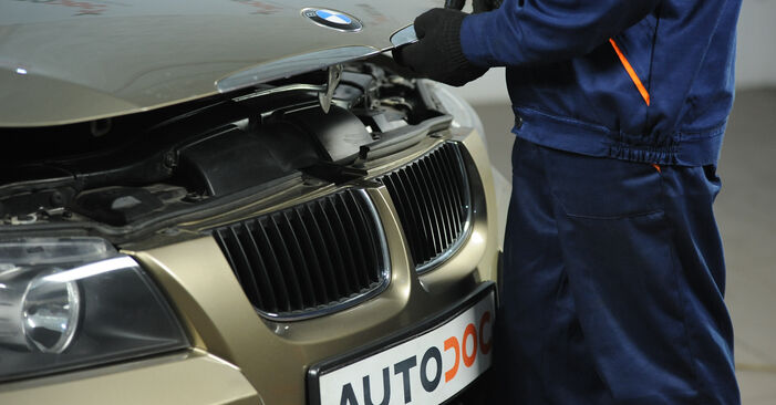Hvordan skifte Bremseskiver på BMW E90 2004 – gratis PDF- og videoveiledninger