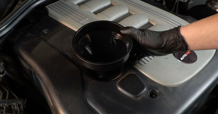 Replacing Oil Filter on BMW E60 2001 530d 3.0 by yourself