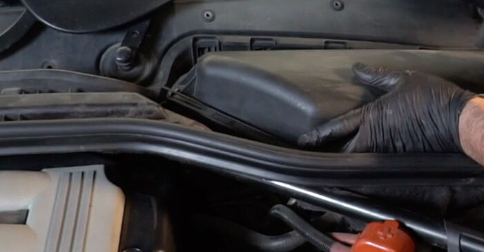 Vanskelighetsgrad: Bytte av Kupefilter på BMW E60 530 d 2007 – last ned illustrert veiledning