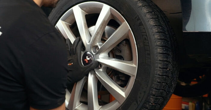VW PASSAT 2012 Спирачен диск стъпка по стъпка наръчник за смяна