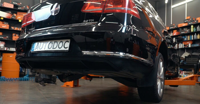 Slik bytter du VW Passat Sedan (362) 2.0 TDI 2011 Fjærer selv – trinn-for-trinn veiledninger og videoer
