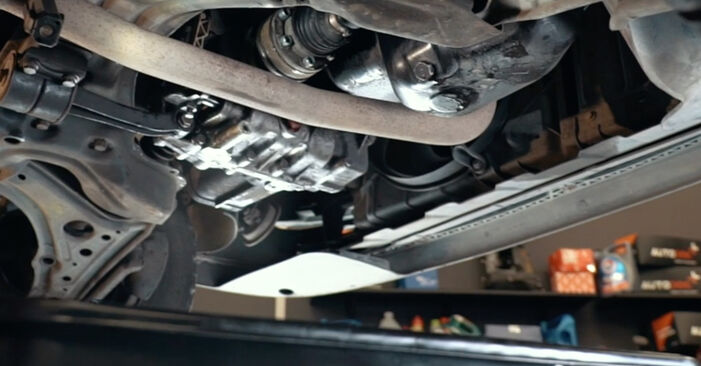 VW Caddy 3 kasten 1.6 TDI 2006 Ölfilter wechseln: Gratis Reparaturanleitungen