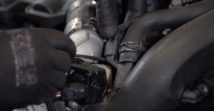 Wymiana Filtr oleju Peugeot 607 Sedan 2.2 HDI 2000 - darmowe instrukcje PDF i wideo