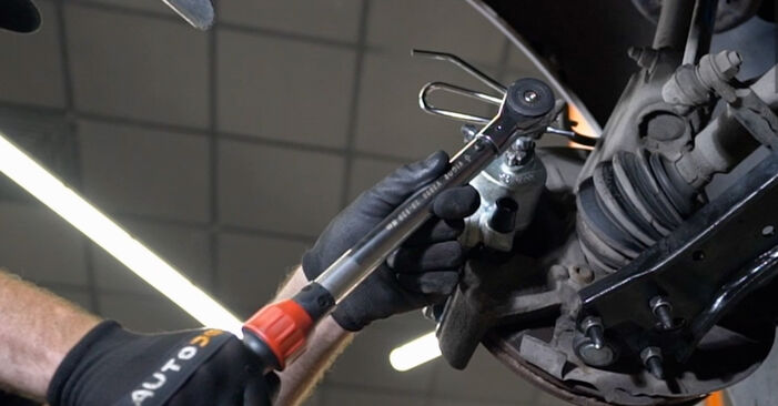 Wie kompliziert ist es, selbst zu reparieren: Bremssattel am VW Beetle 9c 2.5 2004 ersetzen – Laden Sie sich illustrierte Wegleitungen herunter
