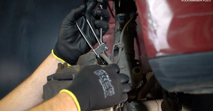 Wie kompliziert ist es, selbst zu reparieren: Bremssattel am VW BORA 2.0 2013 ersetzen – Laden Sie sich illustrierte Wegleitungen herunter