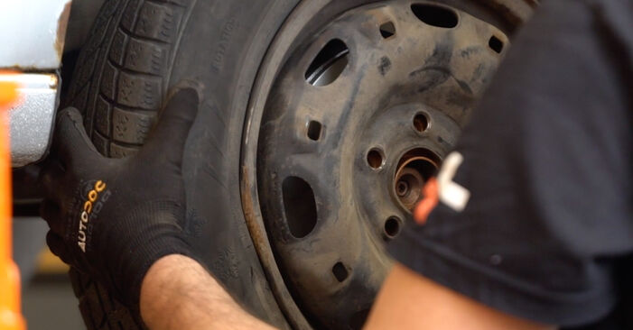 Vanskelighetsgrad: Bytte av Bremseskiver på VW Polo 9A4 1.6 Flex 2008 – last ned illustrert veiledning