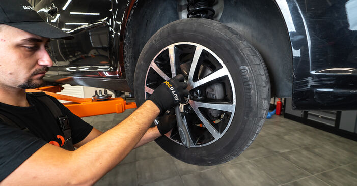 Tauschen Sie Bremssattel beim VW PASSAT Kasten/Kombi (365) 1.8 TSI 2013 selbst aus