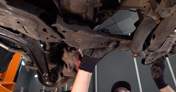 ABARTH 500 / 595 1.4 (312.AXD1A) Control Arm replacement: online guides and video tutorials