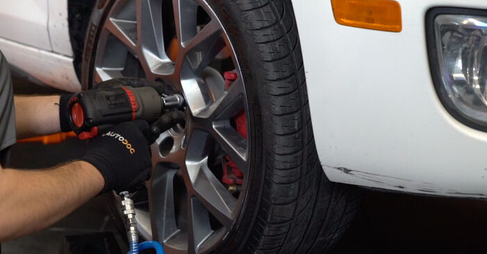 VW GOLF Roulement de roue manuel de remplacement étape par étape