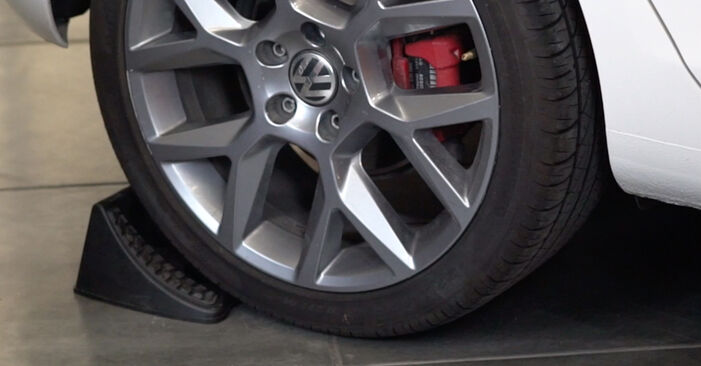 Cómo cambiar Brazo De Suspensión en un VW Passat B7 Alltrack 2012 - Manuales en PDF y en video gratuitos