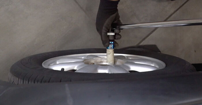 Comment remplacer MINI Cabrio Plaquette de frein - manuels pas à pas et guides vidéo