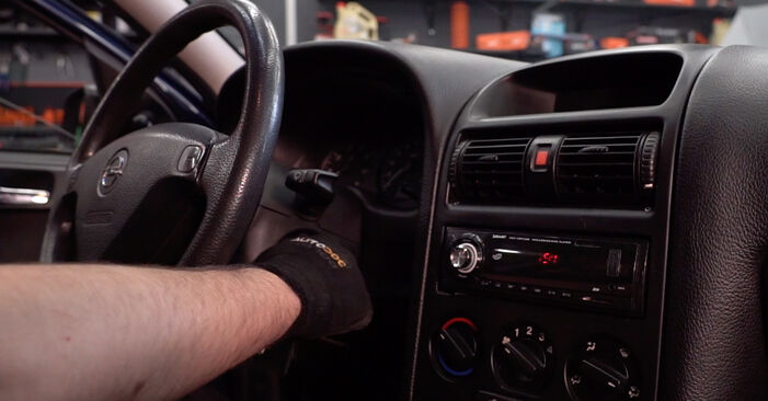 2000 Opel Astra G Sedan wymiana Filtr powietrza kabinowy: darmowe instrukcje warsztatowe