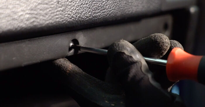 Wie man Luftfilter am OPEL Astra G Limousine (T98) 1998 ersetzt - Hinweise und Ratschläge