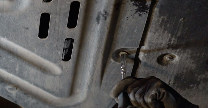 Hvordan man fjerner BMW 6 SERIES Brændstoffilter - nem at følge online instruktioner